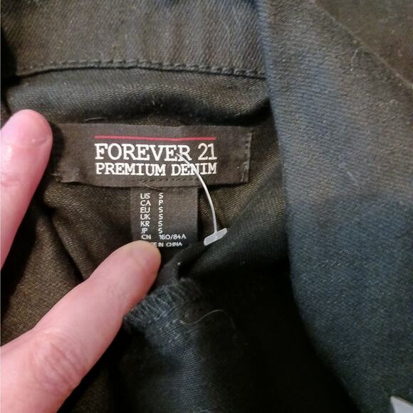 Forever 21 Wednesday Addams Black Denim Zip Up Vest NWOT - Picture 8 of 9